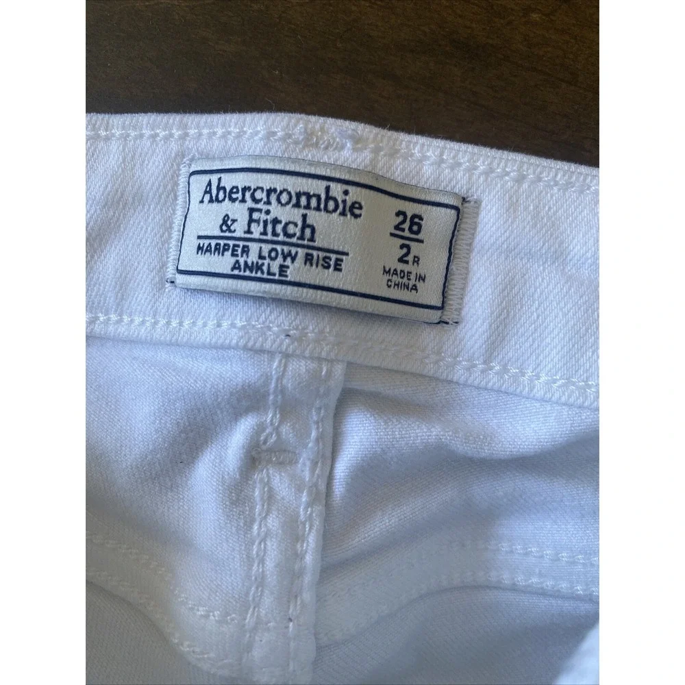 Abercrombie & Fitch these abercrombie